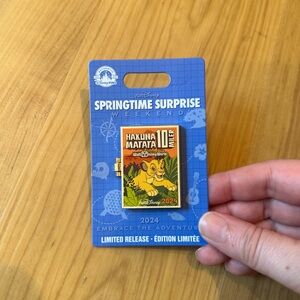 NEW Springtime Surprise Pin (Disney)